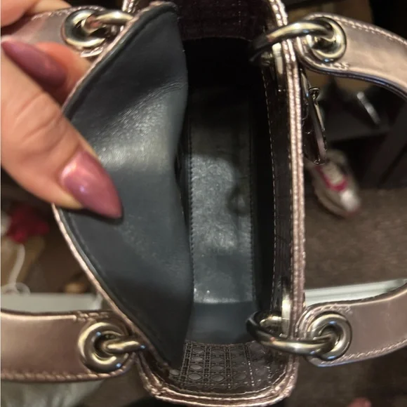 XXX SOLD XXX
LIMITEDEDITION 
LadyDiorMicro CannageMetallicPink - Picture 12 of 14